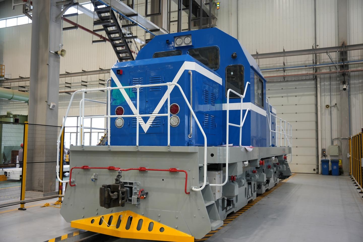 GK400型小功率新能源牵引机车