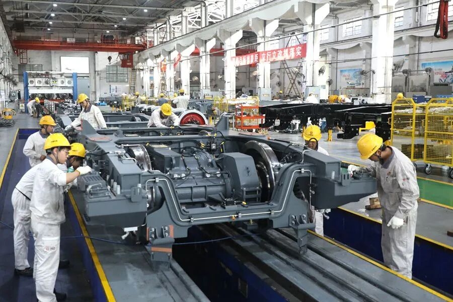 Бригада по сборке локомотивных тележек CRRC Ziyang Co., Ltd. удостоена звания «Всекитайский передовой рабочий коллектив»